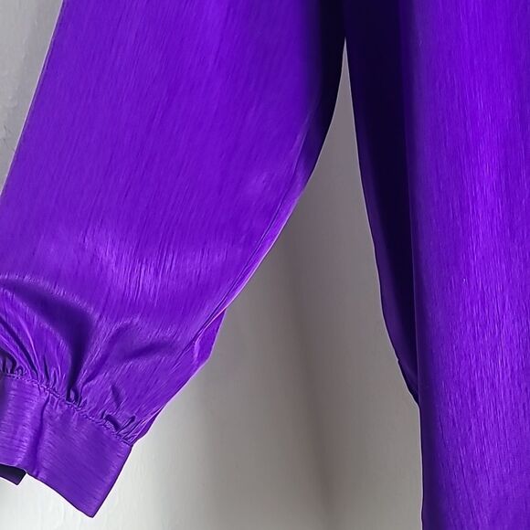 The 1 East Custom Collection Purple ButtondownBlouse, Big White Buttons, Size 14 - Picture 4 of 11